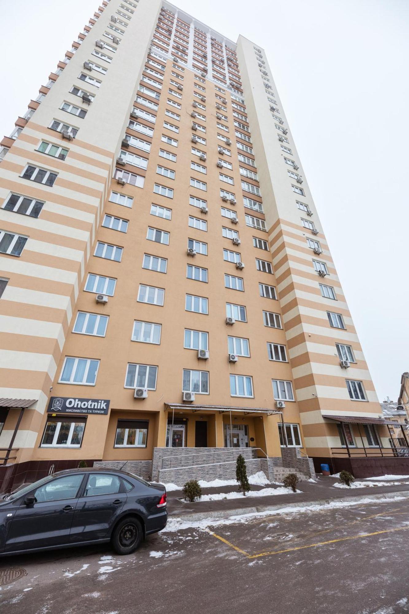 квартири люкс метро чернігівська * Kyiv