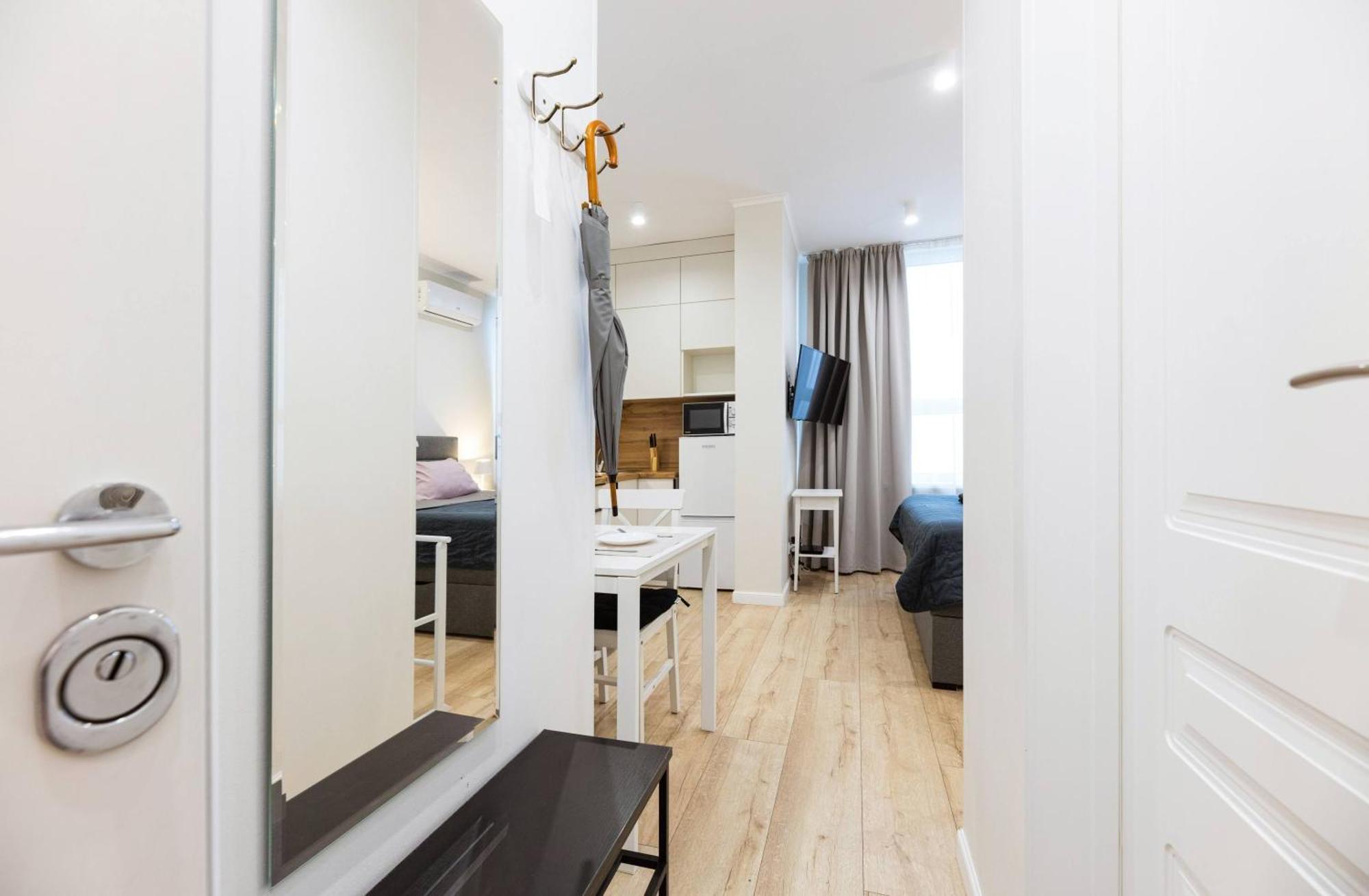 квартири люкс метро чернігівська Apartment Kyiv